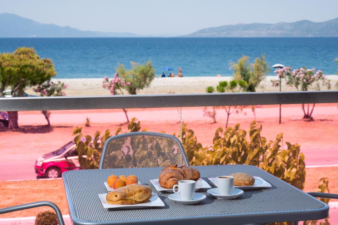 Island Aparthotel Pefkí Kültér fotó